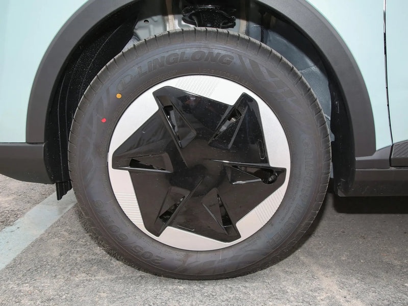 GEELY GEOMETRY E YINGHUOCHONG  | More Versions Available（Used）