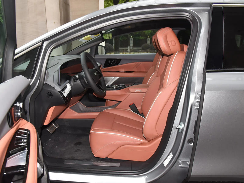 CADILLAC IQ AOGE | More Versions Available（Used）